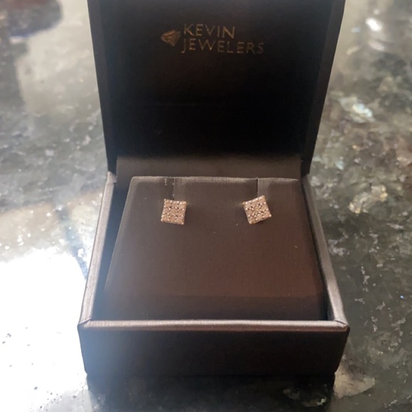 Real diamond , gold earrings / Kevin jewelers - Picture 1 of 3